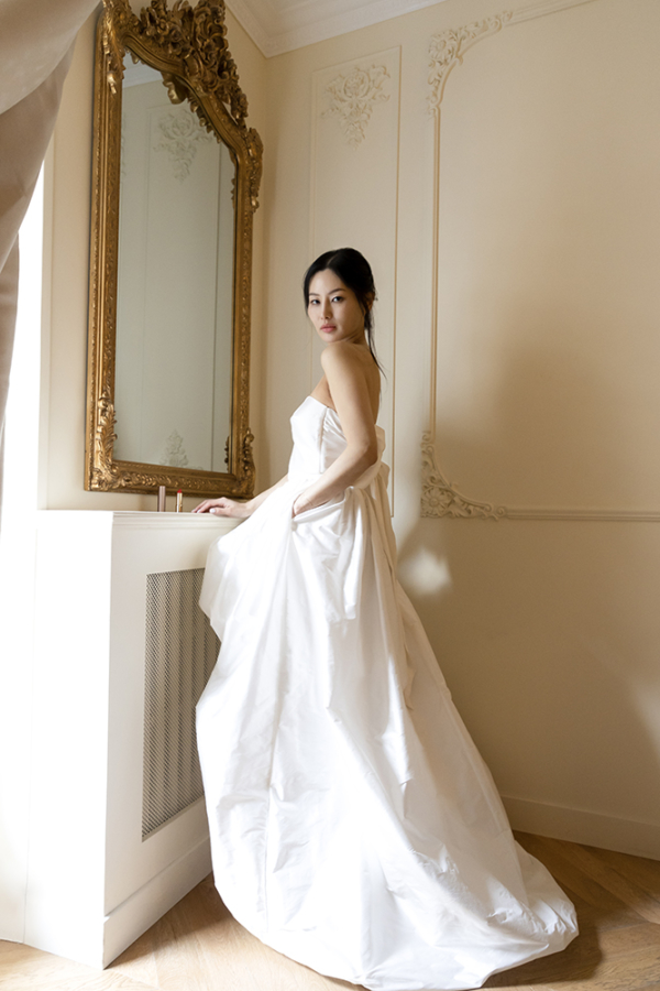 Boutique de robes mariage - Créateur de robes de mariée LILAR Paris - LA PASSIONNEE - P