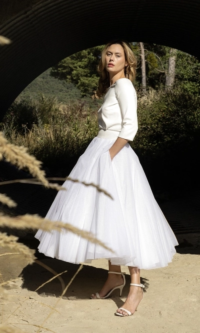 Boutique de robes de mariage LILAR à Paris – Robe de mariée sur-mesure d’hiver LA FRIPONNE