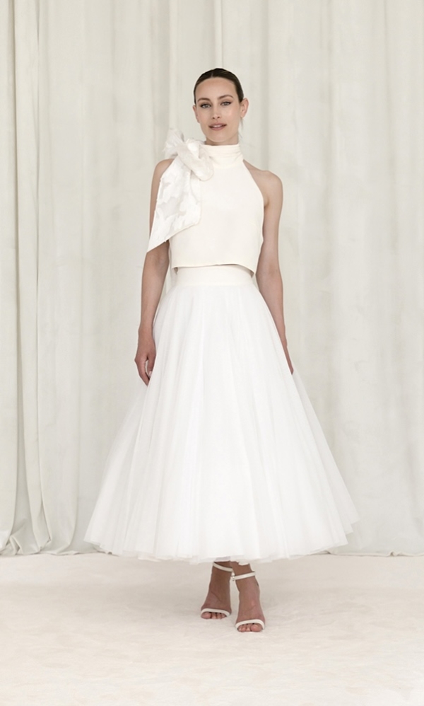 Designer of custom-made wedding dresses in Paris Lilar - Wedding dress boutique - Bridal top with large tie knot - ANGE top, LA FRIPONNE skirt