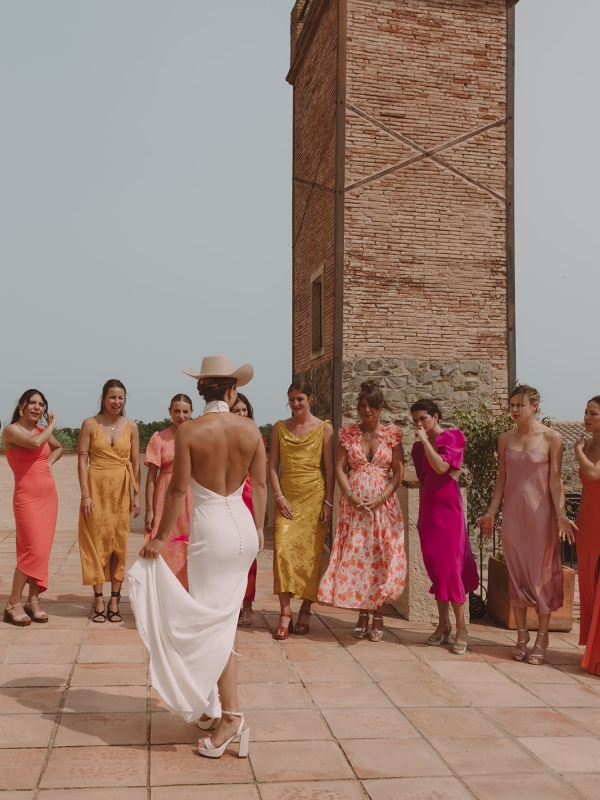 Lara onac mas torroella  girona barcelona wedding destination florals